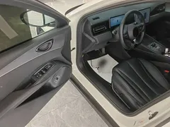 2024 BYD Seal 06 DM-i PHEV 80km Premium, белый — фото 16