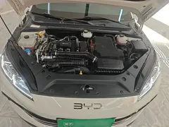 2024 BYD Seal 06 DM-i PHEV 80km Premium, белый — фото 20