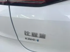 2024 BYD Qin L PHEV 80km Exceed, белый — фото 11
