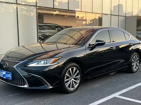 2021 Lexus ES 200 Excellence