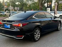 2021 Lexus ES 200 Excellence, чёрный — фото 7