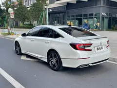 2022 Honda Accord 260TURBO Premium, белый — фото 6