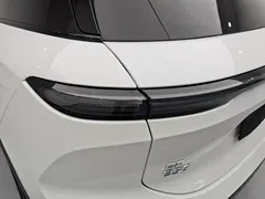 2023 Nio ES6 75kWh, белый — фото 17
