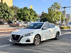 2021 Nissan Teana 2.0T XL, белый — фото 1