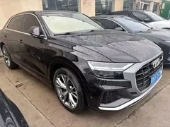2021 Audi Q8 55 TFSI Luxury Dynamic, чёрный — фото 2