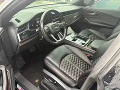 2021 Audi Q8 55 TFSI Luxury Dynamic, чёрный — фото 3