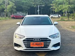 2022 Audi A4L 40 TFSI Luxury, белый — фото 2