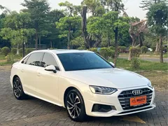2022 Audi A4L 40 TFSI Luxury, белый — фото 3