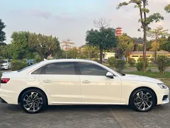 2022 Audi A4L 40 TFSI Luxury, белый — фото 4