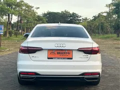 2022 Audi A4L 40 TFSI Luxury, белый — фото 19