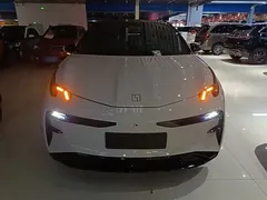 2023 Zeekr X 4WD YOU 5-seat, белый — фото 3