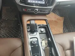 2023 Volvo S90, чёрный — фото 14