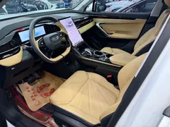 2023 Geely Atlas L 1.5TD DCT Premium, белый — фото 3