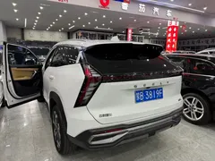 2023 Geely Atlas L 1.5TD DCT Premium, белый — фото 13
