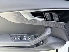 2023 Audi A4L 40 TFSI quattro Luxury Sport, белый — фото 14