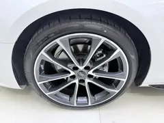 2023 Audi A4L 40 TFSI quattro Luxury Sport, белый — фото 15