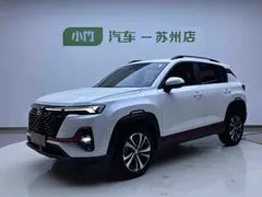 2022 Changan CS35 PLUS Blue Whale NE 1.4T DCT Luxury, белый — фото 1