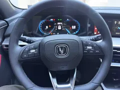 2022 Changan CS35 PLUS Blue Whale NE 1.4T DCT Luxury, белый — фото 13