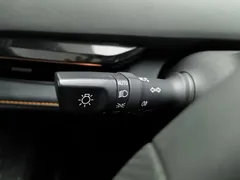 2022 Changan UNI-V 1.5T Premium, белый — фото 21