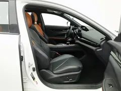 2022 Changan UNI-V 1.5T Premium, белый — фото 23