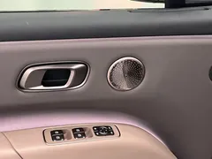 2025 Li Auto i8 Standard, белый — фото 16