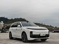 2025 Li Auto L9 Smart Refresh, белый — фото 3