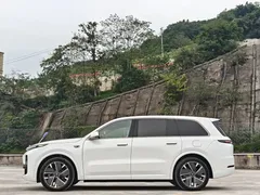2025 Li Auto L9 Smart Refresh, белый — фото 8