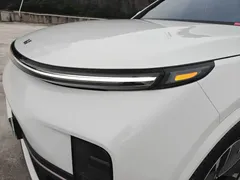 2025 Li Auto L9 Smart Refresh, белый — фото 9
