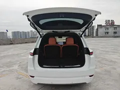 2025 Li Auto L9 Smart Refresh, белый — фото 18