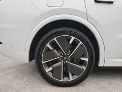 2025 Li Auto L9 Smart Refresh, белый — фото 20