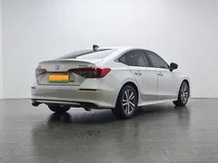 2022 Honda Civic 240Turbo CVT, белый — фото 3