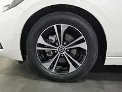2021 Nissan Sylphy 1.6L XL CVT, белый — фото 17