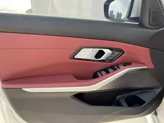 2022 BMW 3 Series 320Li M Sport Package, белый — фото 4