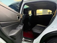 2023 Honda Vezel 1.5L CVT Tech, белый — фото 9