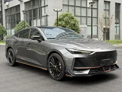 2023 Changan UNI-V 1.5T Sport — фото 3
