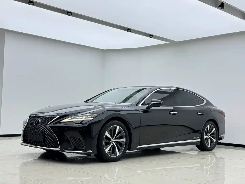 2021 Lexus LS 500h Excellence