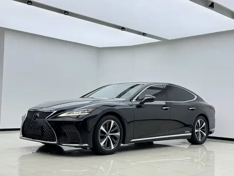 2021 Lexus LS 500h Excellence