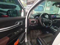 2022 Geely Okavango 1.8TD DCT Luxury 7-seat, белый — фото 12