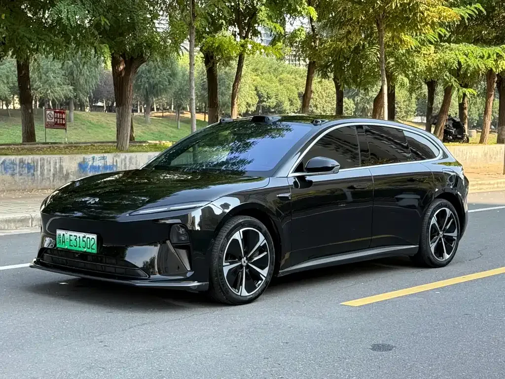 2025 Nio ET5T 75kWh Touring