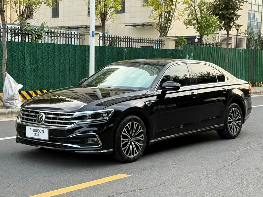 2021 Volkswagen Phideon 380TSI Luxury
