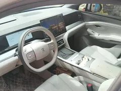 2026 BYD Song Ultra EV 710km, белый — фото 8
