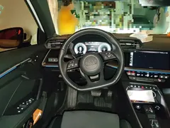 2023 Audi A3 Sportback 35 TFSI Luxury Sport, белый — фото 6