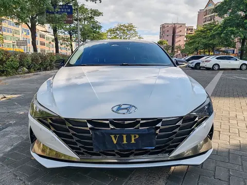 2021 Hyundai Elantra 1.5L CVT LUX Premium
