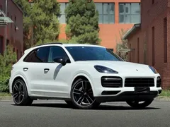 2022 Porsche Cayenne S 2.9T Platinum Edition, белый — фото 3