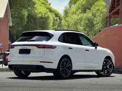 2022 Porsche Cayenne S 2.9T Platinum Edition, белый — фото 16