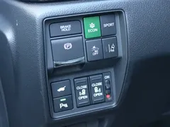 2022 Honda Elysion 2.0L e:HEV Hybrid Luxury, белый — фото 17
