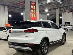 2020 Geely Atlas 1.8TD DCT Zhilian PRO, белый — фото 4