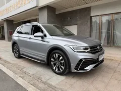 2022 Volkswagen Tiguan L 380TSI AT 4WD R-Line 7-seat — фото 3