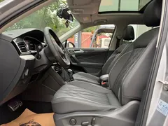 2022 Volkswagen Tiguan L 380TSI AT 4WD R-Line 7-seat — фото 9