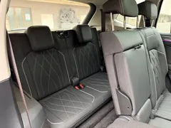 2022 Volkswagen Tiguan L 380TSI AT 4WD R-Line 7-seat — фото 13